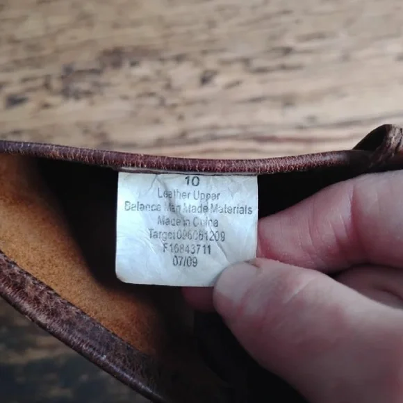 🤠MOSSIMO BROWN LEATHER BOOTS -size 10🤠 - Picture 2 of 8